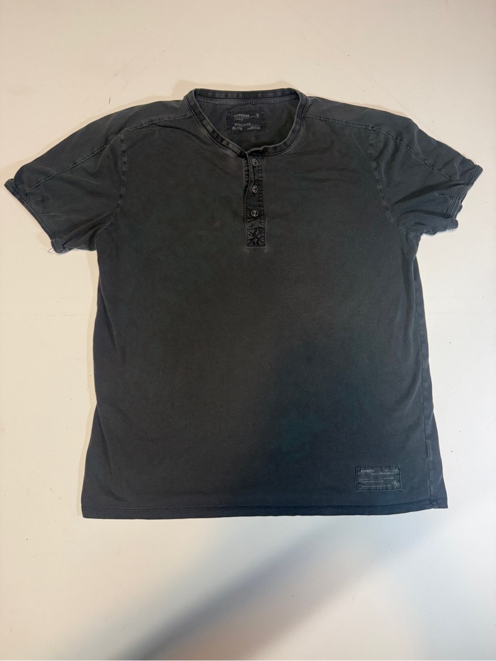 Express Men's Black Short-Sleeve Henley Tee